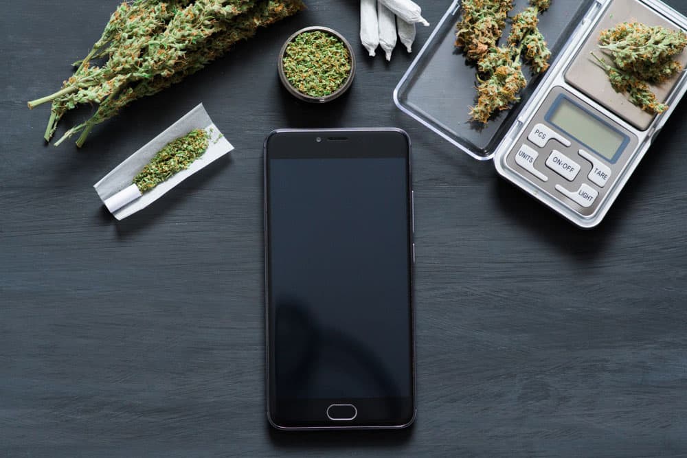 Top 5 Reasons is Better to Buy cannabis Online | CannaBudget Canada